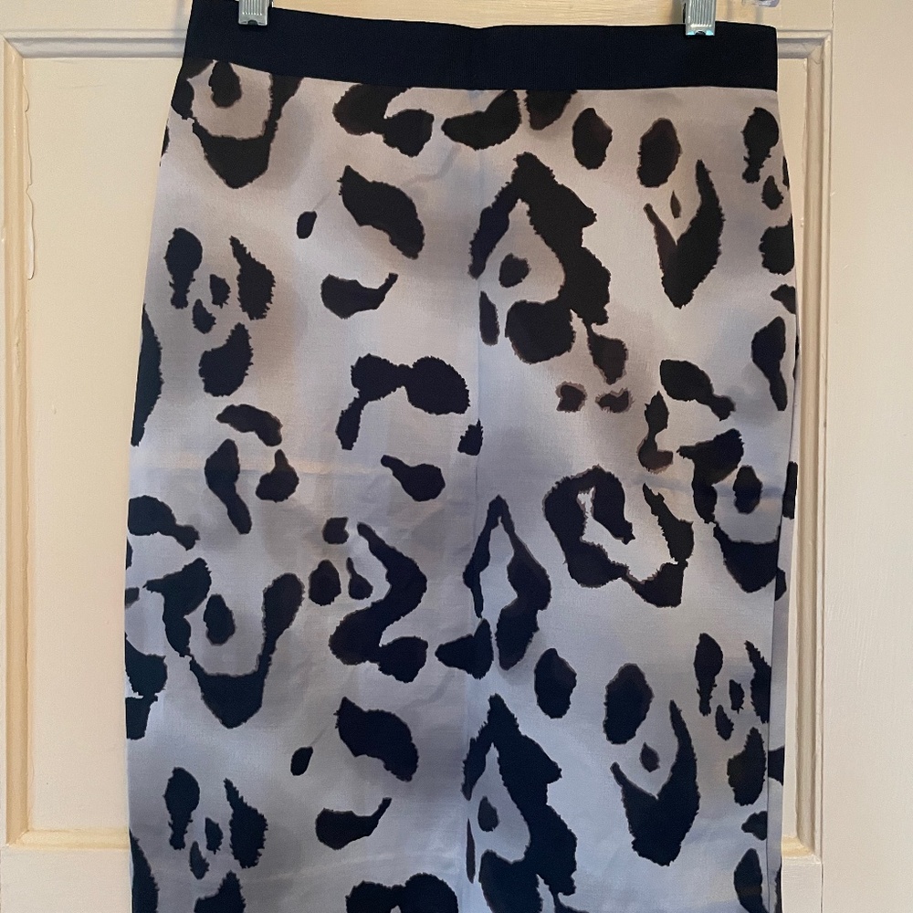 Ann Taylor Leopard Pencil Skirt 2P